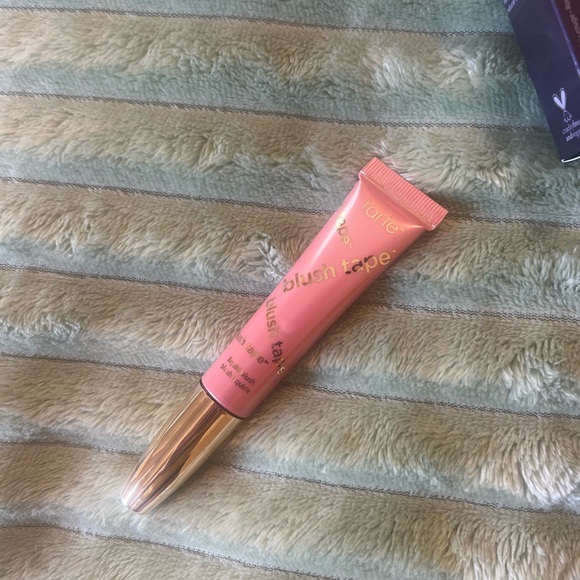 Tarte Blush Tape Liquid Blush - Pink - Picture 5 of 5